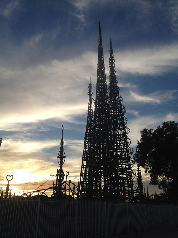 Nuestra pueblo / Watts Towers by Simon Rodia