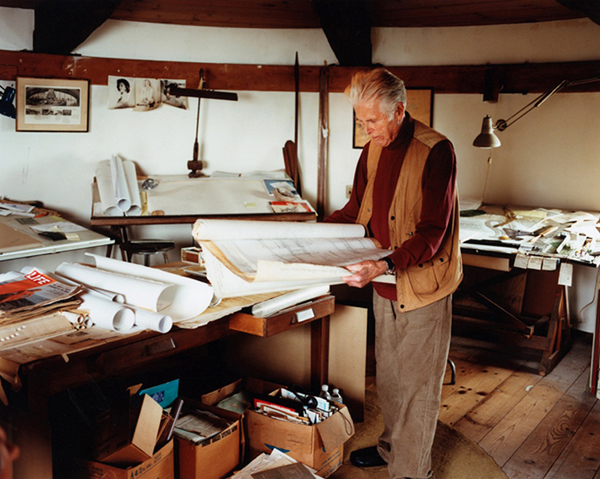 Harry Gesner in his Sandcastle Studio           Harry Gesner in his Sandcastle Studio