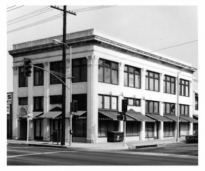 Ronald Davis's studio on Pico Boulevard