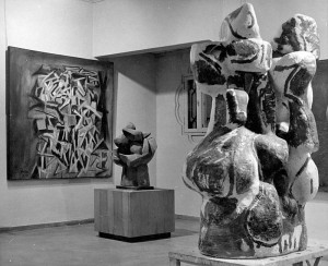 Peter Voulkos's exhibition at the Pasadena Art Museum in 1958